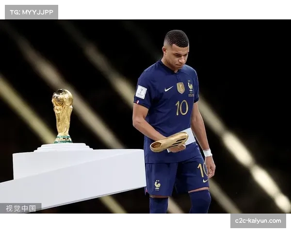 姆巴佩荣膺欧洲金靴，赛后致谢队友贡献并展望明年再创佳绩